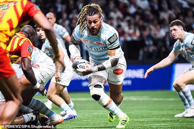 Nathan Hughes şu anda Paris'te Racing 92'de oynuyor ve bu hafta Fiji milli takımına ilk çağrısını kazandı.