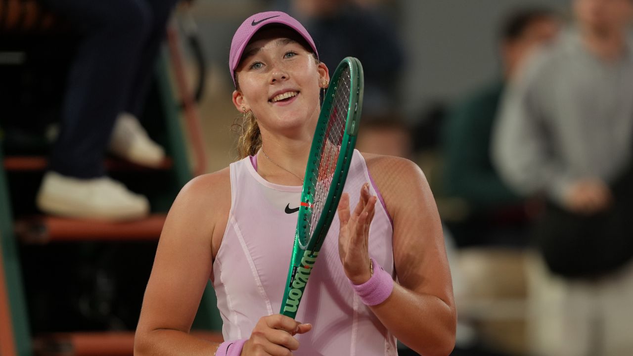 Andreeva, Kostyuk'a karşı Fransa Açık yarı finallerine katılmaya hak kazandı