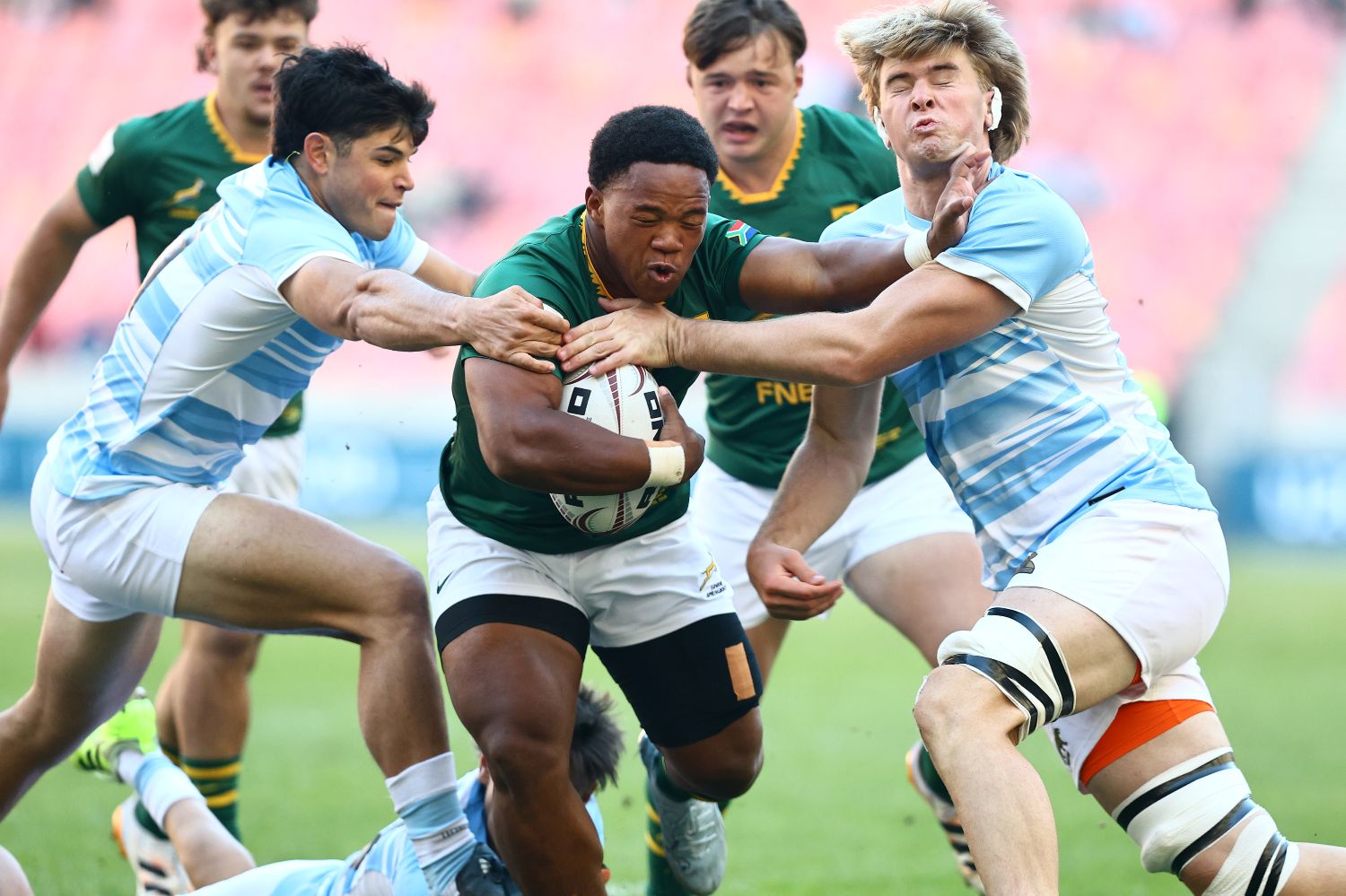 Bok çağrıları sonrasında SA U20 adını alan eğitim seti