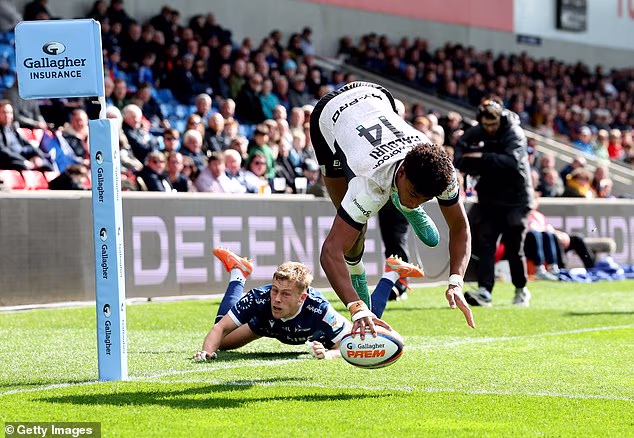 Noah Calori, Bristol'lu Calavetti Rafovo ve Northampton'lı Tommy Freeman'ın 17-7 gerisinde ikinci sırada yer alan PREM Rugby denemelerinde lider sıralamasında lider durumda.