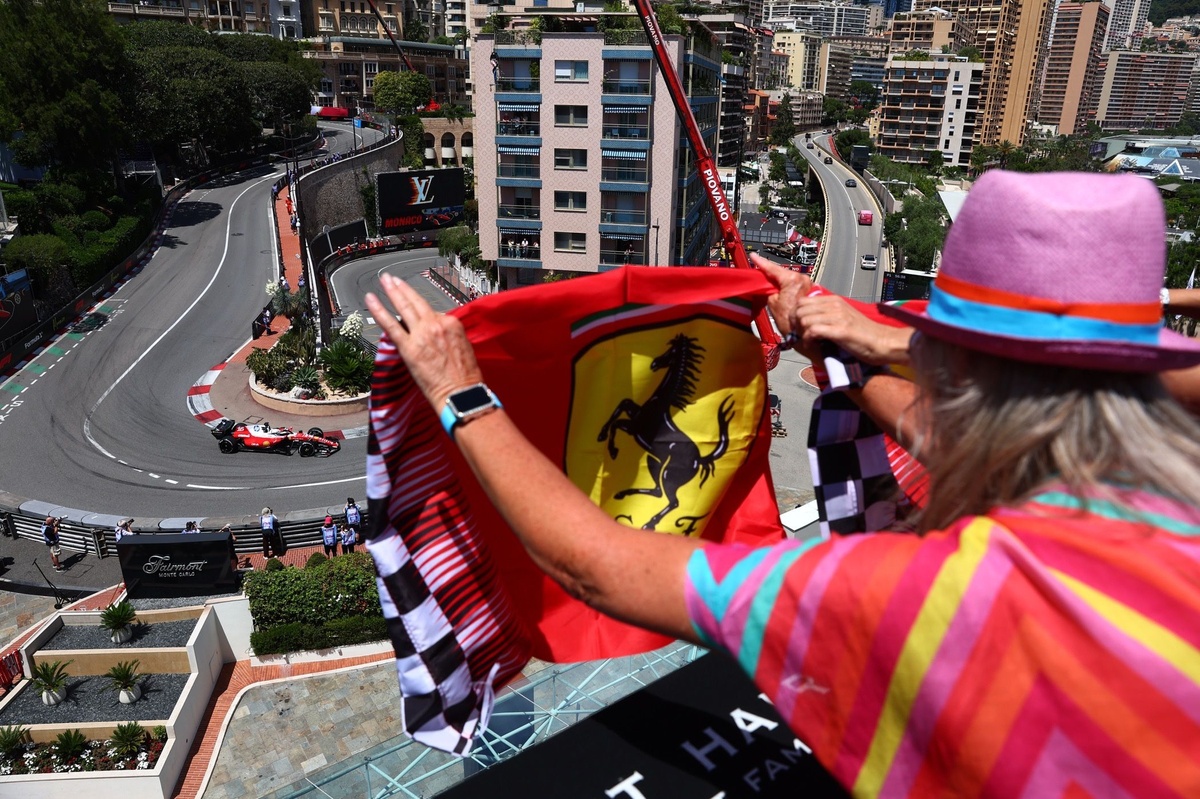 F1 Monaco GP: Leclerc ilk antrenmanda Ferrari'yi 1-2 önde, Hager ve Alonso kaza geçirdi