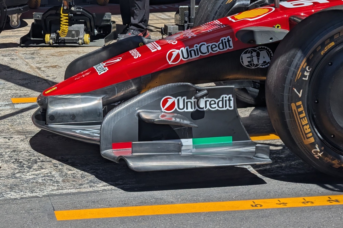 Ferrari, Barselona Grand Prix'sinde Mercedes'i takip ederken Formula 1 araçlarına önemli yenilikler getiriyor