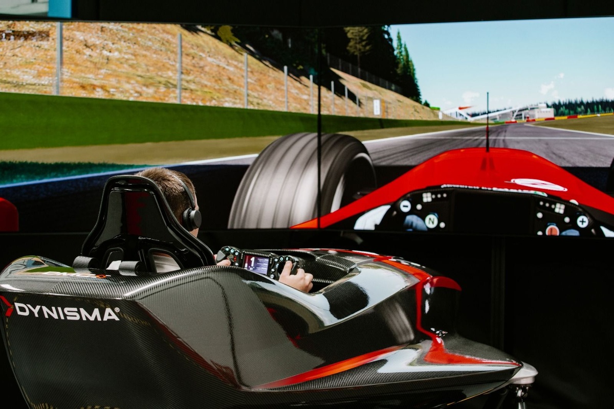 Formula 1'e ve daha geniş motor sporları dünyasına hakim simülasyon şirketi