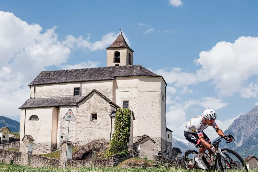 Will a Sprinter Win the Giro’s Points Competition or Will Narváez Steal It?