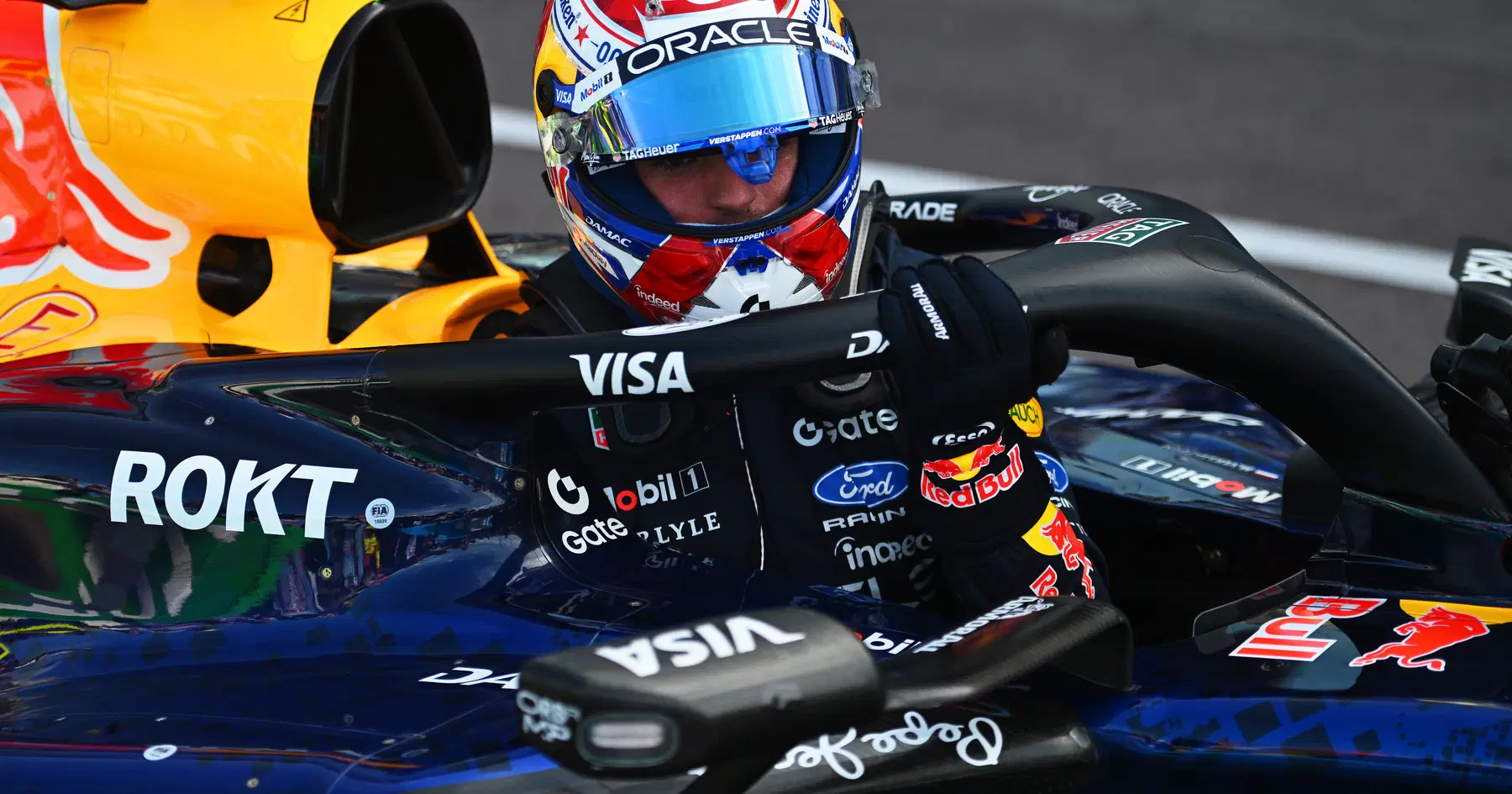 Max Verstappen, Kimi Antonelli'nin gerileme yaşaması nedeniyle Red Bull'a uyarıda bulundu - RacingNews365 incelemesi