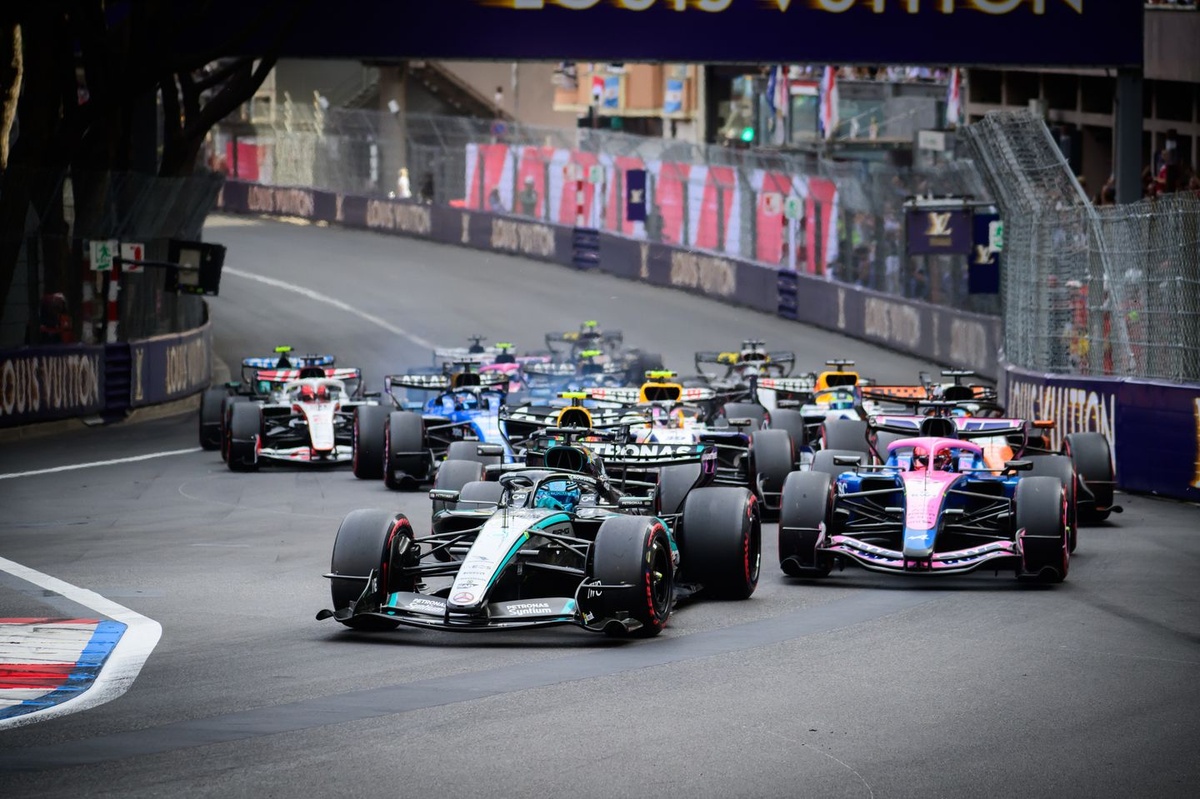 Mercedes, Russell'ın Monaco GP'deki cezası nedeniyle FIA'ya duruşma izni verdi