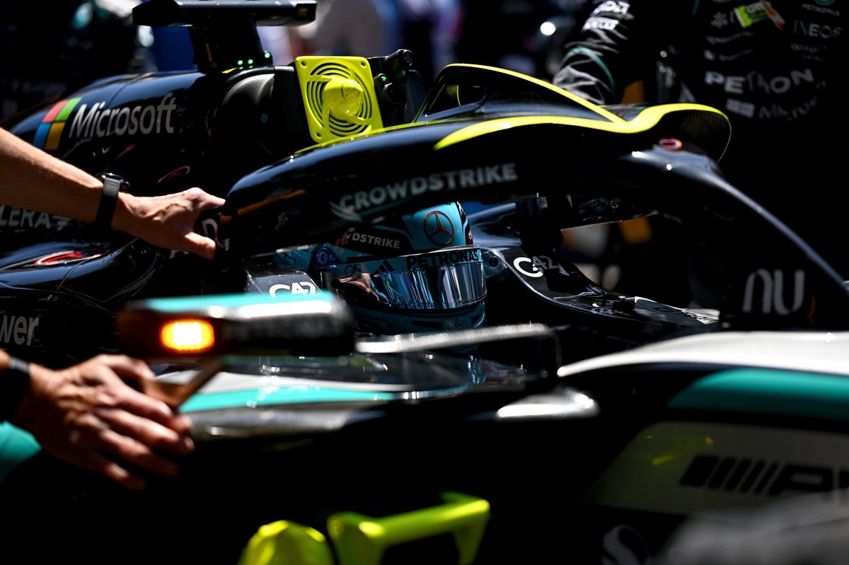 Mercedes, Russell'ın Monaco GP'sinde aldığı cezanın sorumluluğunu üstlendi