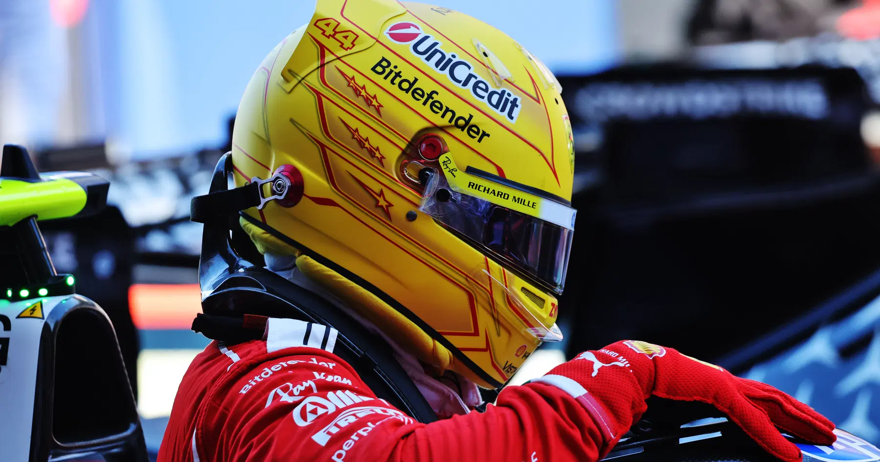 Oscar Piastri FIA kararını eleştirirken Lewis Hamilton hız konusunda şaşırtıcı bir açıklama yaptı - RacingNews365 incelemesi