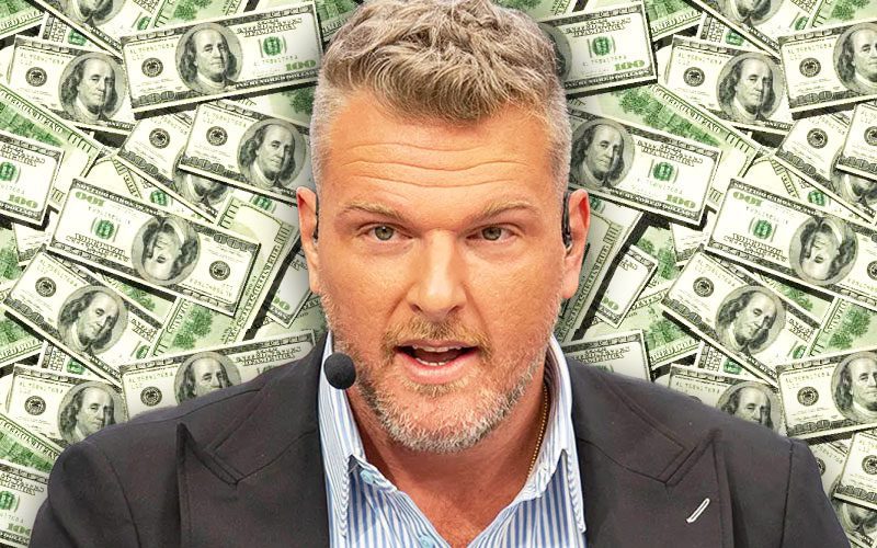 Pat McAfee, WWE'den ayrıldıktan sonra 60 milyon dolarlık bir ESPN anlaşması için görüşmelerde bulunuyor