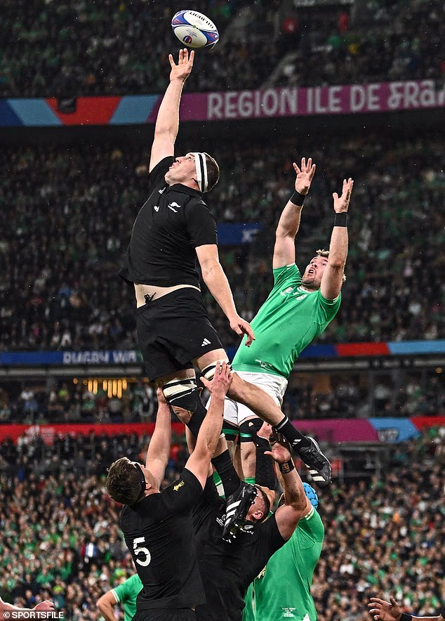 Brodie Retallick başarı öykülerinden biri olarak ortaya çıktı. All Blacks kurulumunda önemli bir dişli olacak