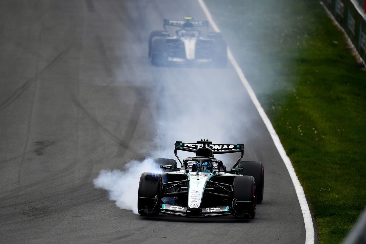 Russell, hızla büyüyen 2026 Formula 1 sezonunu nasıl kurtarmayı hedefliyor?
