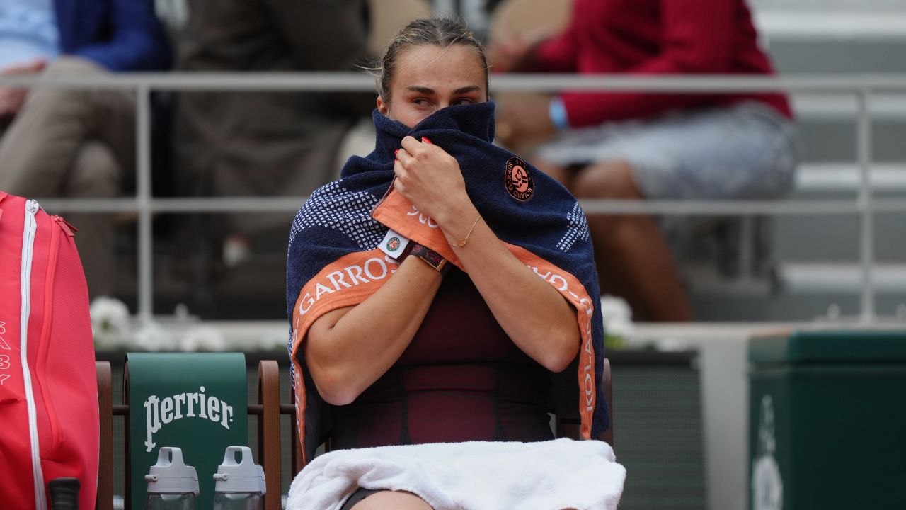 Sabalenka Fransa Açık'ta çeyrek finalde mağlup oldu: "Tenisi artık bırakmak istiyorum"