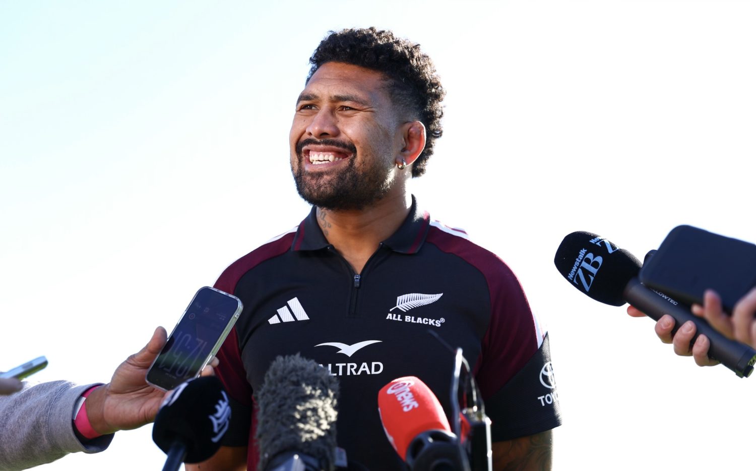 Savea, Rennie'nin All Blacks takımının kaptanlığını yapıyor