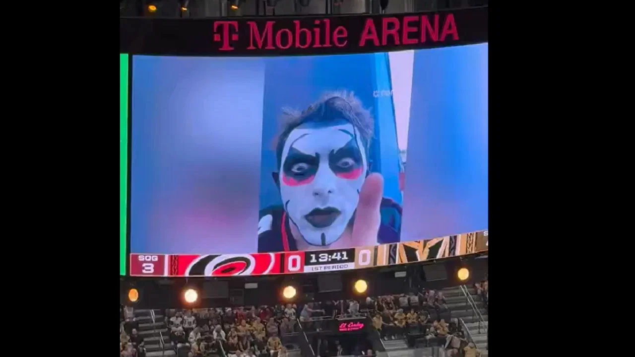 Son Danhausen Laneti Yeniden Gerçekleşiyor, Stanley Cup Finalleri 3. Maçı Öncesinde NHL 'Uncurse' Takımına Anlaşma Teklifleri