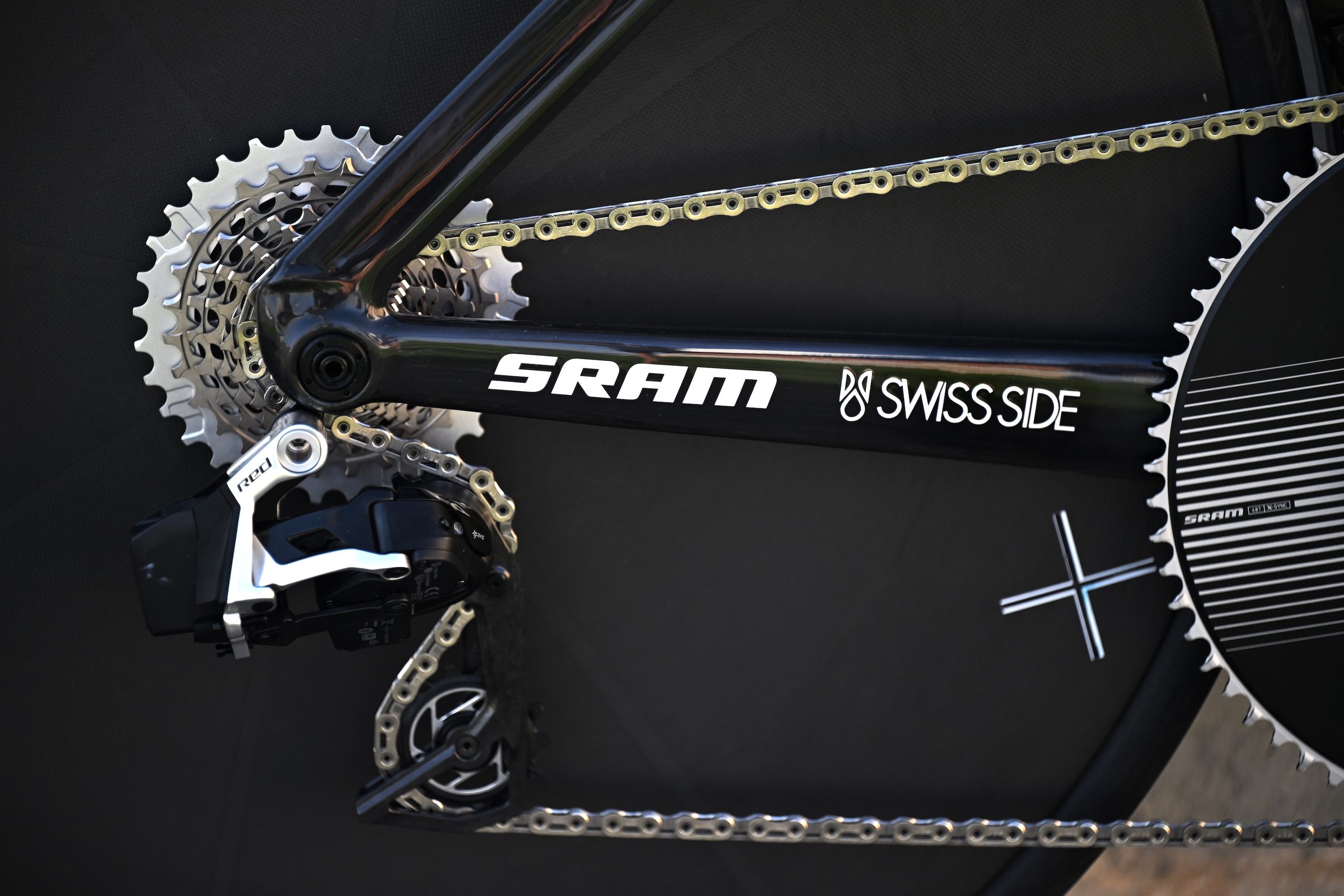 UCI, tartışmalı dişli oranı limitleri konusunda SRAM ile yasal mücadelesini sürdürüyor